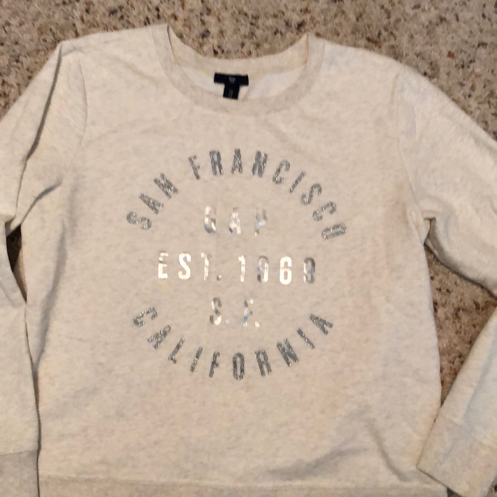 Gap Sweatshirt
